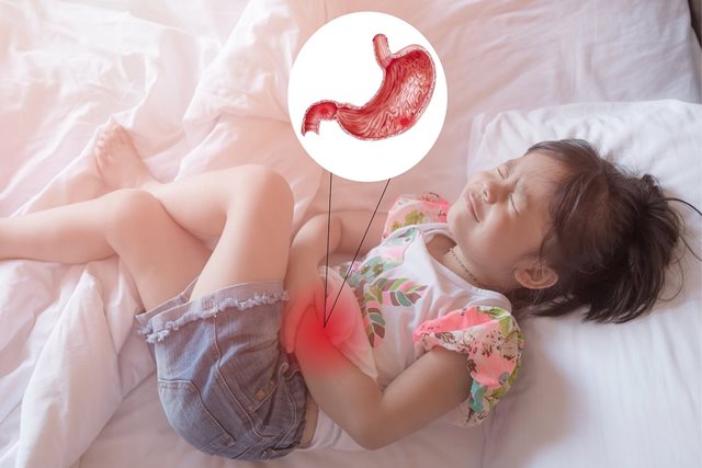 Biểu hiện khi trẻ bị xuất huyết tiêu hóa bố mẹ cần biết